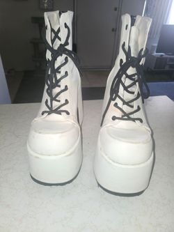 Demonia boots sz 9 $30