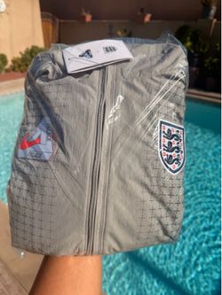 Nike palace England solo swoosh jacket size large