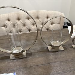 Z Gallerie Cirque Silver Candle Holders – Set of 3 (Graduated Sizes)