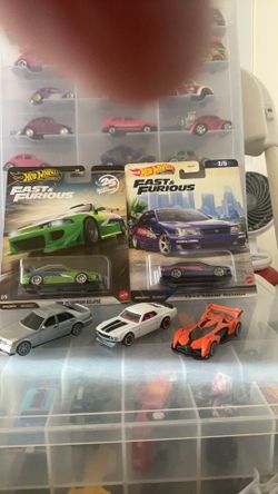 HOT WHEELS