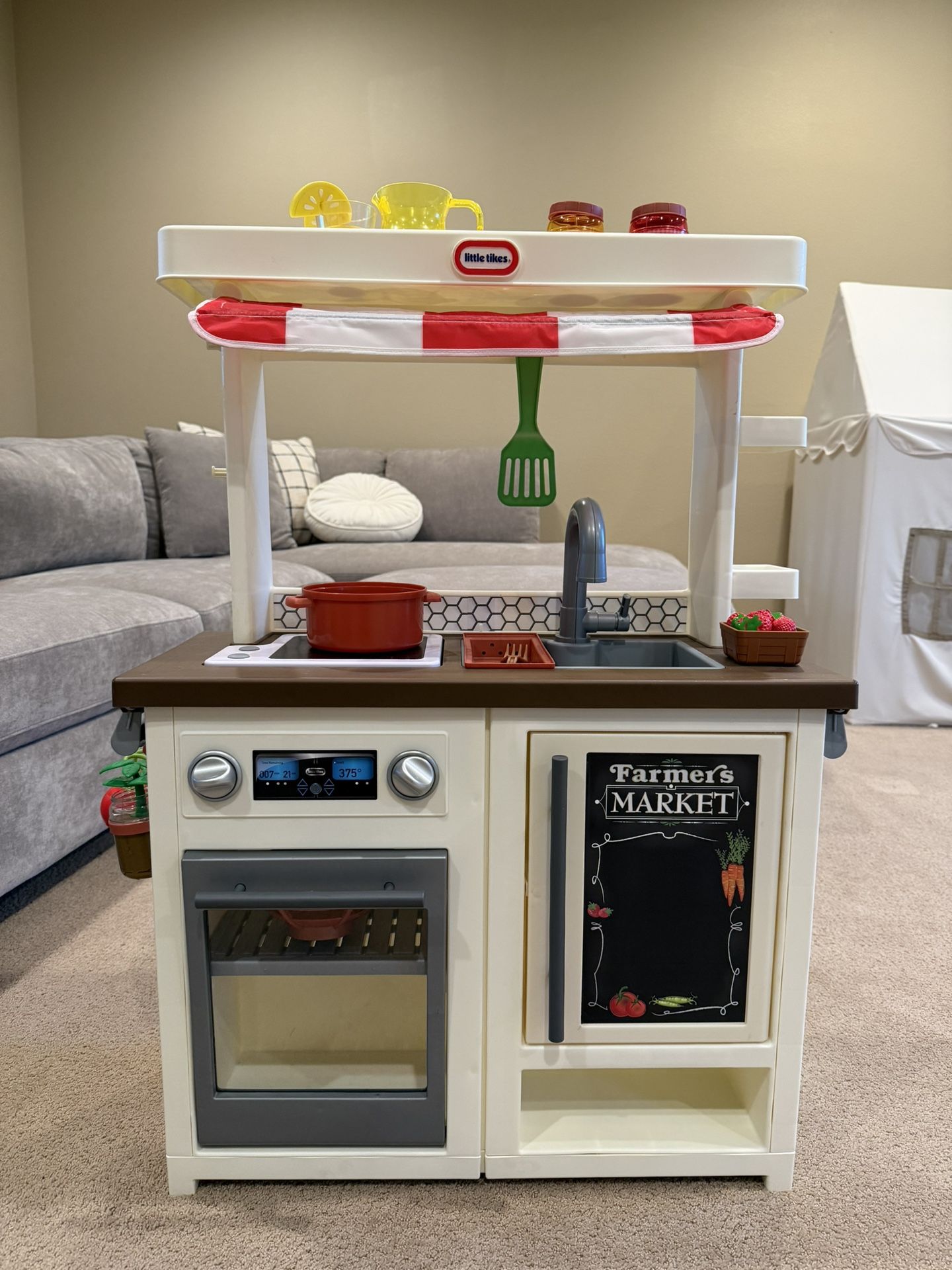 Kids Play Kitchen Farmers Stand