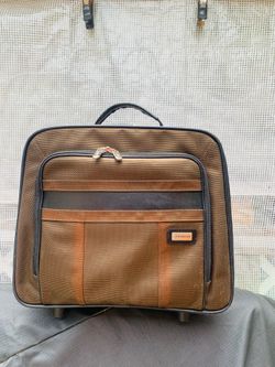 Small rolling case for travel or business