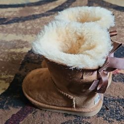 Ugg Boots Child Size 6