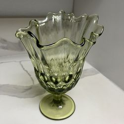Fenton Handkerchief Vase 