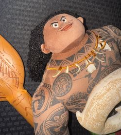 Disney’s Moana Maui Plush And Moana’s Oar