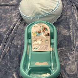 Baby Bath tub with body pillow