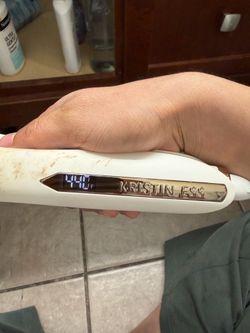 Kristeness straightener and curler