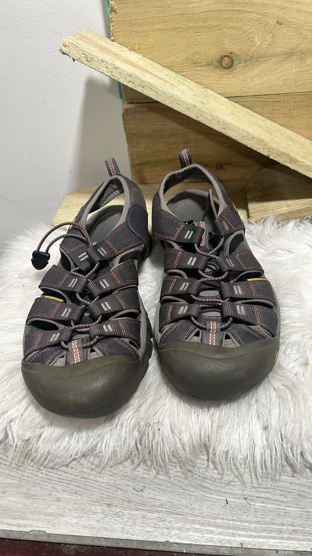 Keen Newport H2 Athletic Sports Sandals Mens Sz 11.5