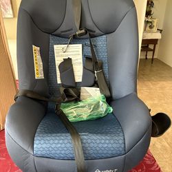 ONLY $75: Smooth Ride Convertible Car Seat, 2-in-1 Rear & Forward Facing, 5-40 lbs, 30-50 lbs