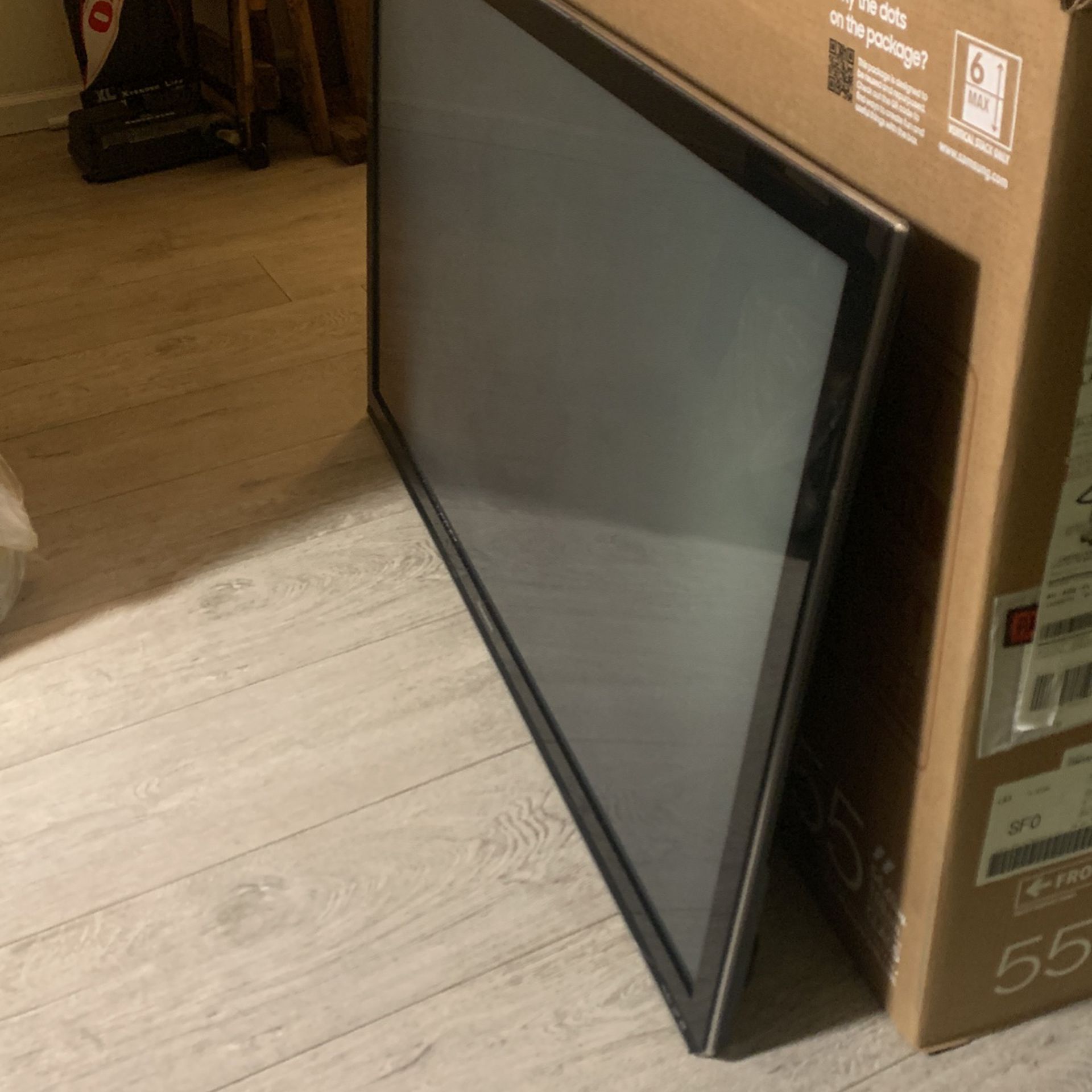 Panasonic 55” Flatscreen Tv