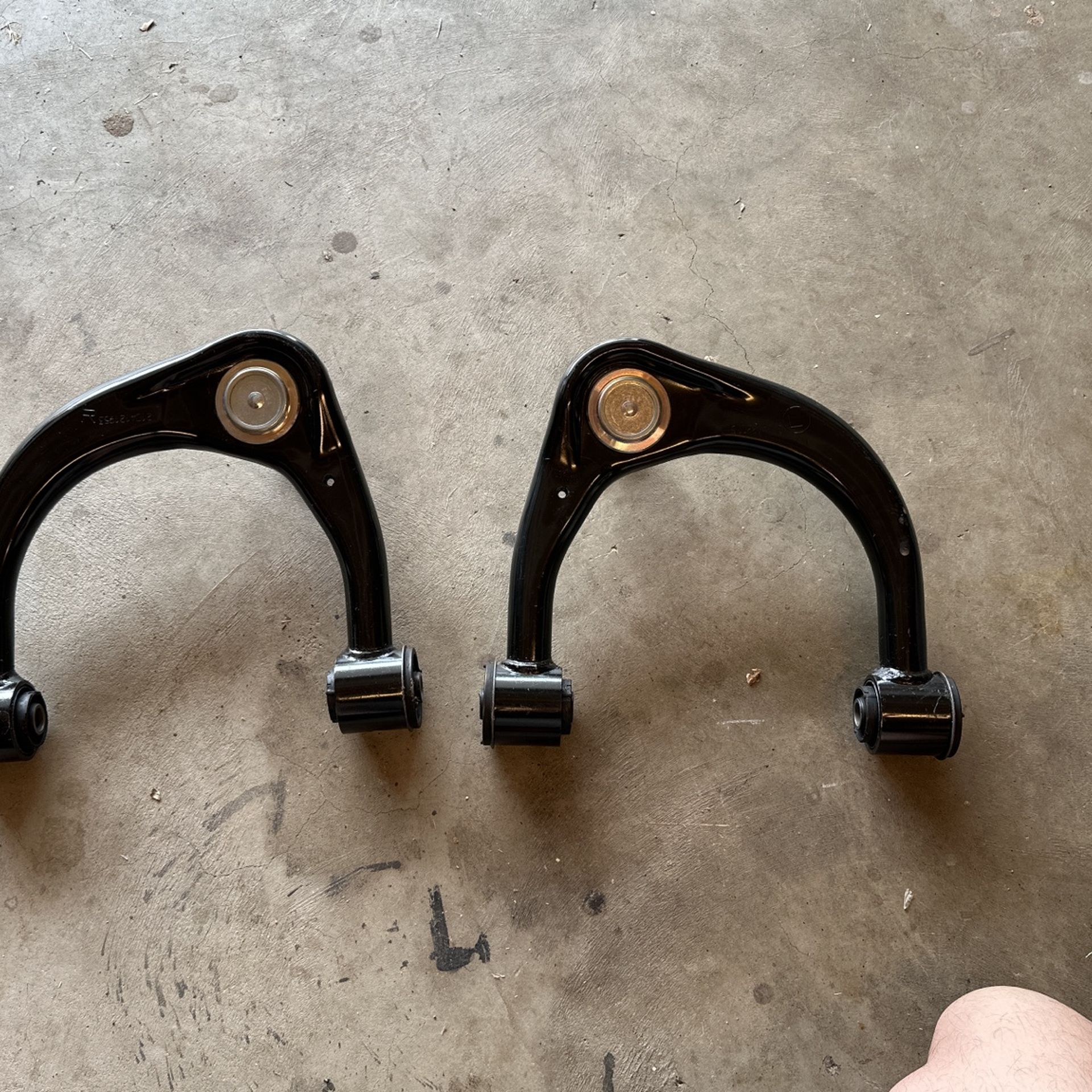2006 Toyota Tacoma Upper Control Arms