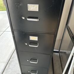 18 Inch Wide File Cabinet