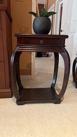 End table with a stool