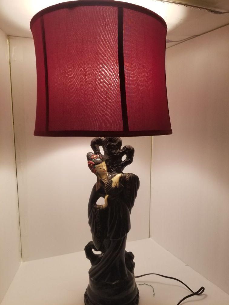 Geisha Vintage Mid-Century Lamp