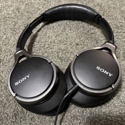 Sony Wired Headphones