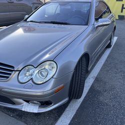 2003 Mercedes-Benz CLK-Class