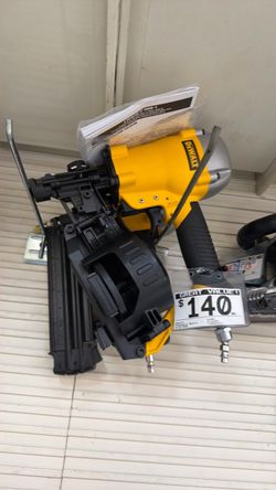 DEWALT Coil Roofing Nailer