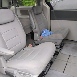 2008 Dodge Caravan 