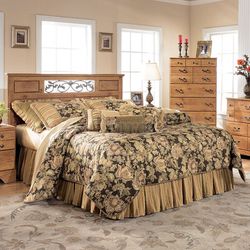 New Ashley 5pc Queen Master Bedroom Group We Deliver