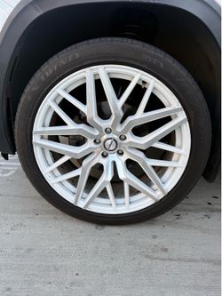 22” Shift spring rims 265/40R22