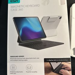 ESR Magnetic Keyboard Case 360 White fits IPad Pro