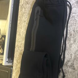 Nike Tech Fleece Pants