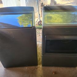 Sets Whirlpool Cabrio Can̈on Size Capacity Plus Tube With Warranty Dryer Electric  Gray And Red Sets  $600 Per Set 