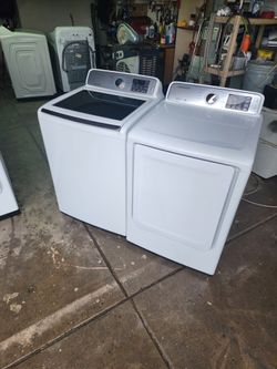 SAMSUNG WASHER AND ELECTRIC DRYER