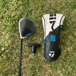 Taylor Made  SIM 2 Driver 10.5 /VENTUS(Blue)5-Regular Flex/$245 firm💰Ck my other golf listings