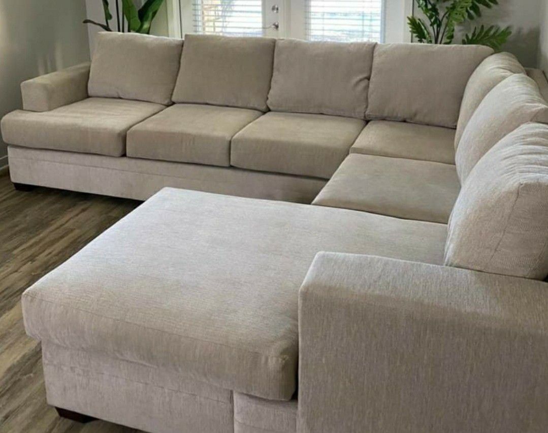 Light Grey Sectional Sofa**free Delivery **