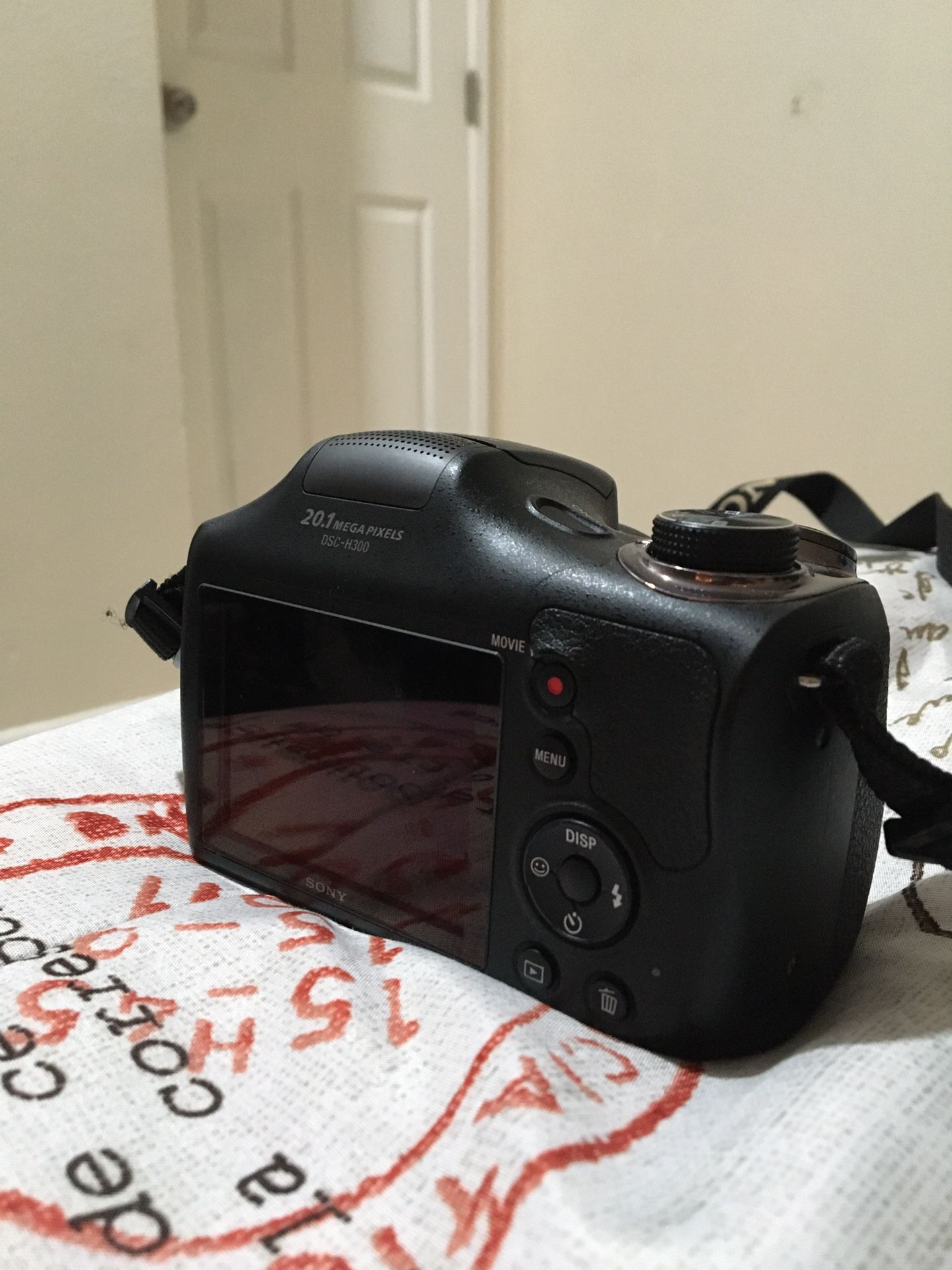SONY CAMERA FOR SALE