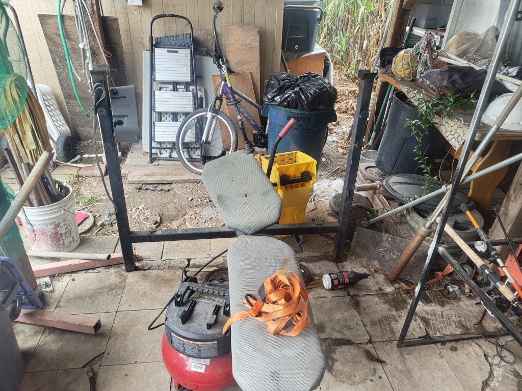 Weight Bench