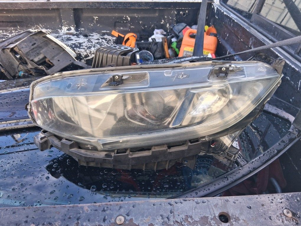 Honda Civic Headlight 