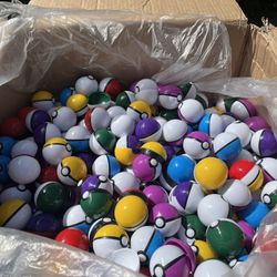 Generic Poké Balls
