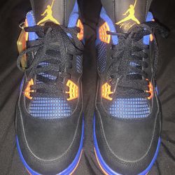 Air Jordan Retro 4 Cavs
