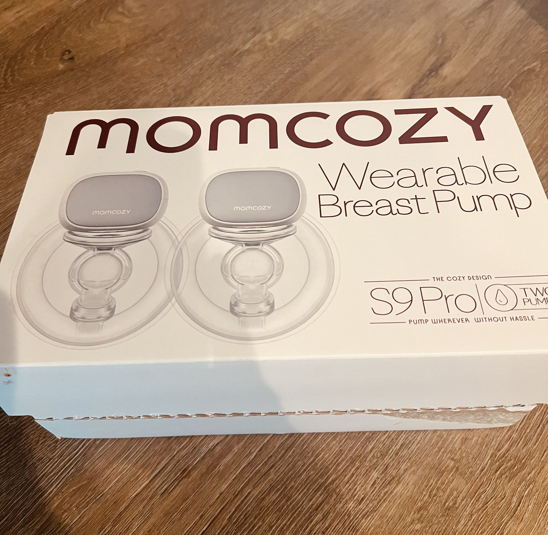 Momcozy Breast Pump (Brand New)