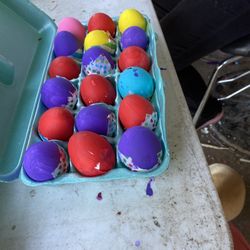 Easter Eggs. Huevos Para La Pascua.