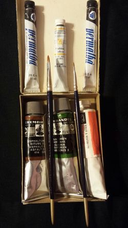Artist supplies six tubes oil paint and two brushes