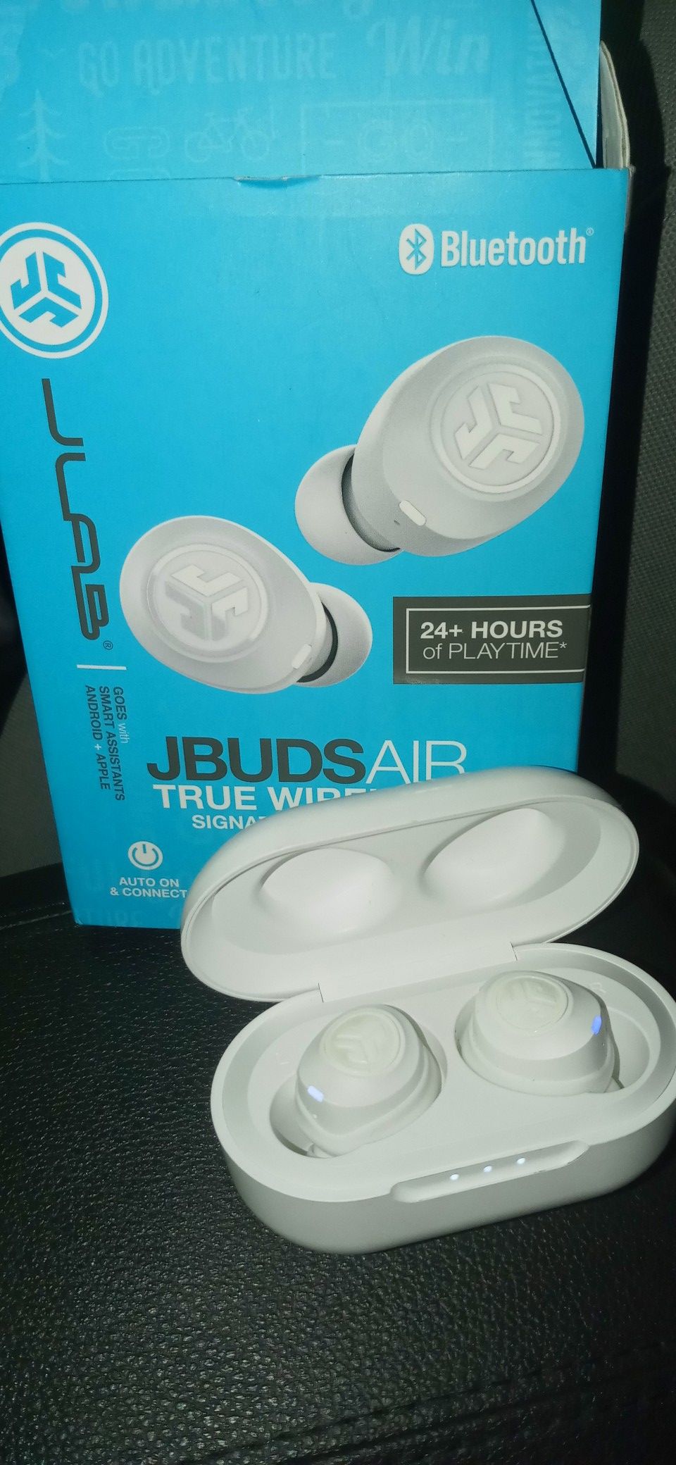 JBUDS Air wireless earbuds