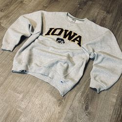 Vintage Russell Athletic Iowa Hawkeyes Crewneck Sweatshirt – Gray – Size Large