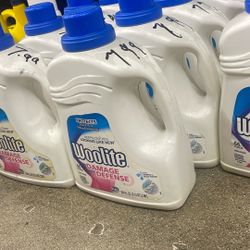 Woolite Damage Defense 66 Loads 100 OZ 