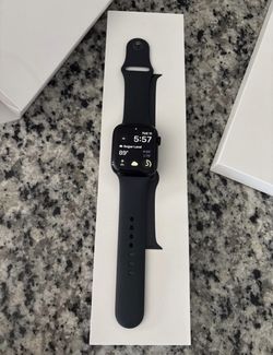 Apple Watch Series 7 (41mm)
