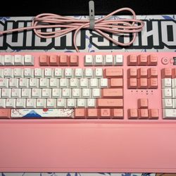 Razer Blackwidow V3 Mechanical Gaming Keyboard Quartz Pink