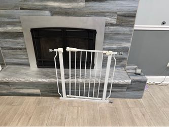 Baby Gate and Wall protectors