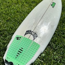 Lost V3 Stealth Rocket 5’8•20•2.68•32.8