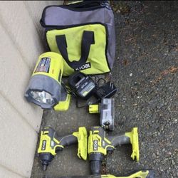 RYOBI 18V SET , DRILL , IMPACT DRIVER, CHARGER AND 18V 4AH BATTERY 