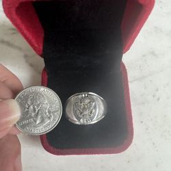 Vintage World War II , 925 Sterling Silver With Eagle Symbol. Size 10.75, Hallmarked Kinney Sterling