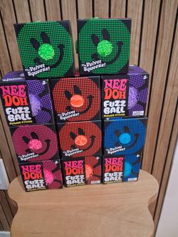 Needoh Fuzz Ball-Flower Power