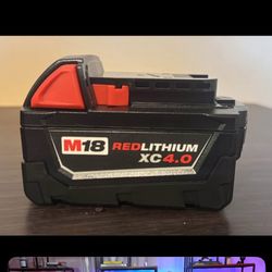 NEW MILWAUKEE M18 4.0 BATTERY 