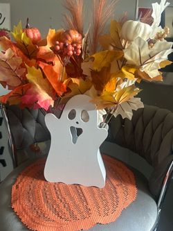 Light up ghost